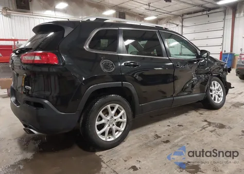 2015 Jeep Cherokee Latitude z USA, uszkodzony, nr VIN 1C4PJMCSXFW564616